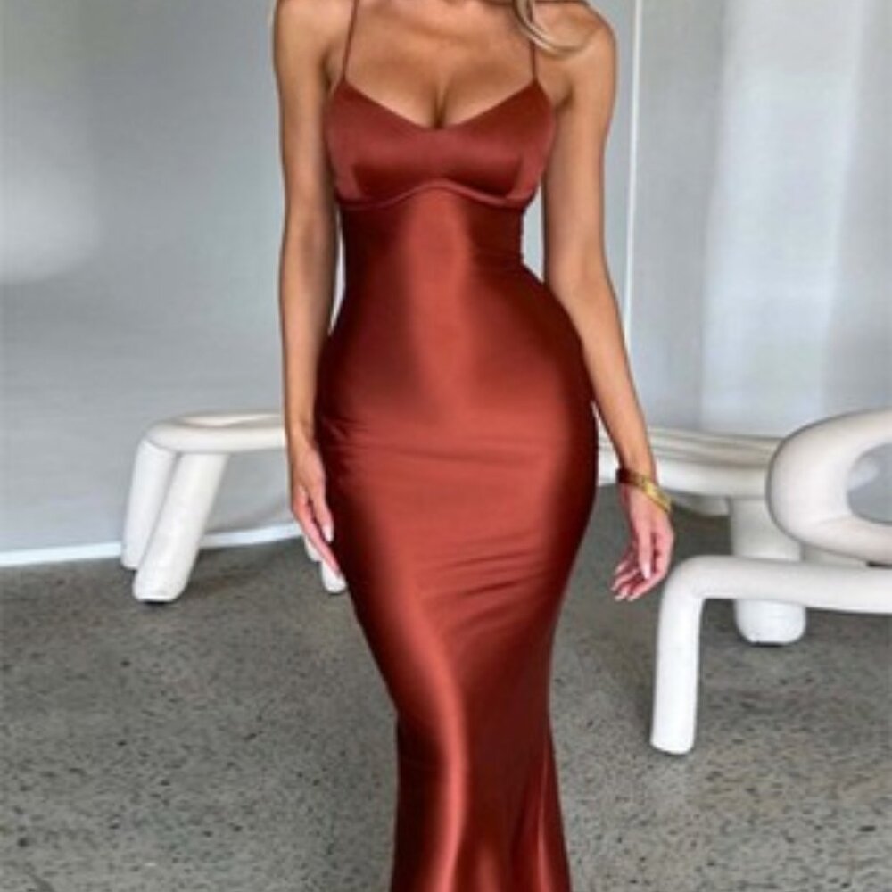 Elegant Fitted Mermaid Dress
